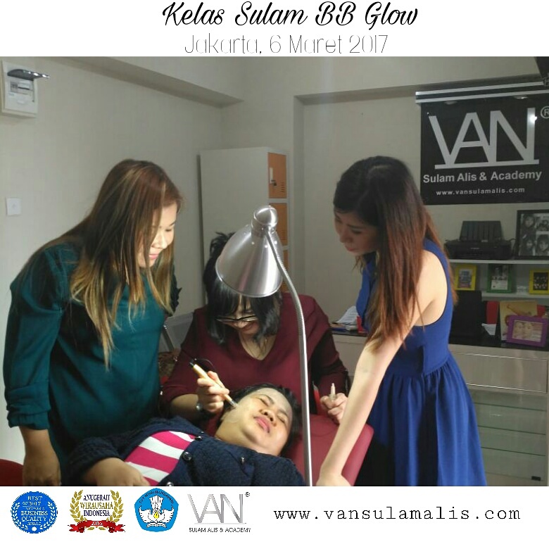 Kelas Sulam BB Glow di Green Palm 6 Maret 2017