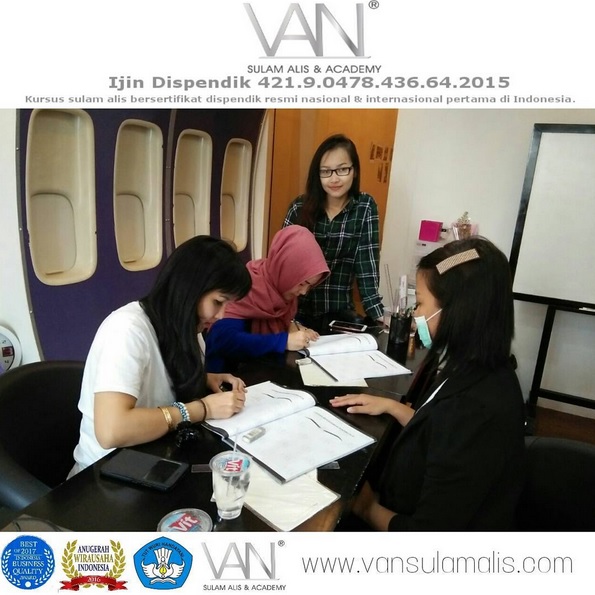 Kelas Sulam Alis 20 Maret 2017 di Kemang Jakarta Selatan