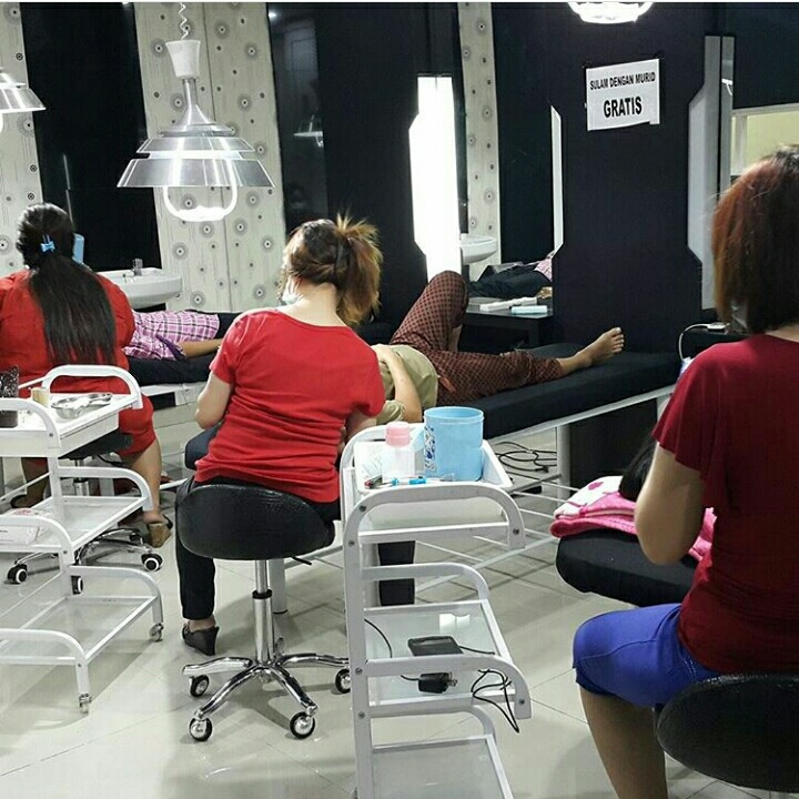 Murid Praktek Sulam 14 Mei 2016