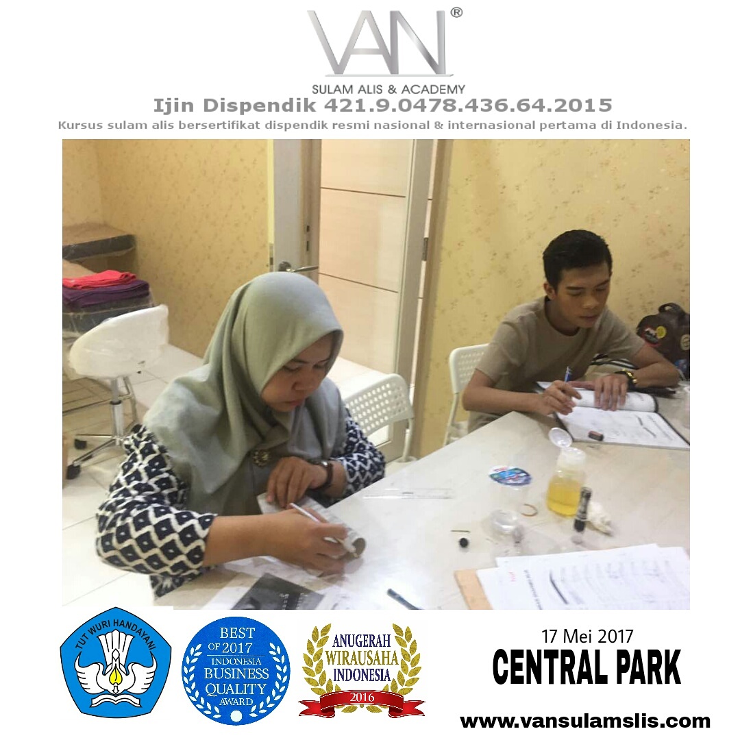 Kursus Sulam Alis di Central Park 17 Mei 2017