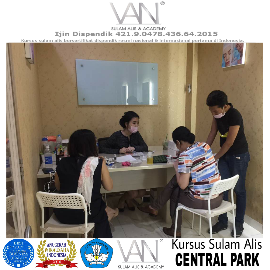 Kursus Sulam Alis di Central Park 18 Mei 2017