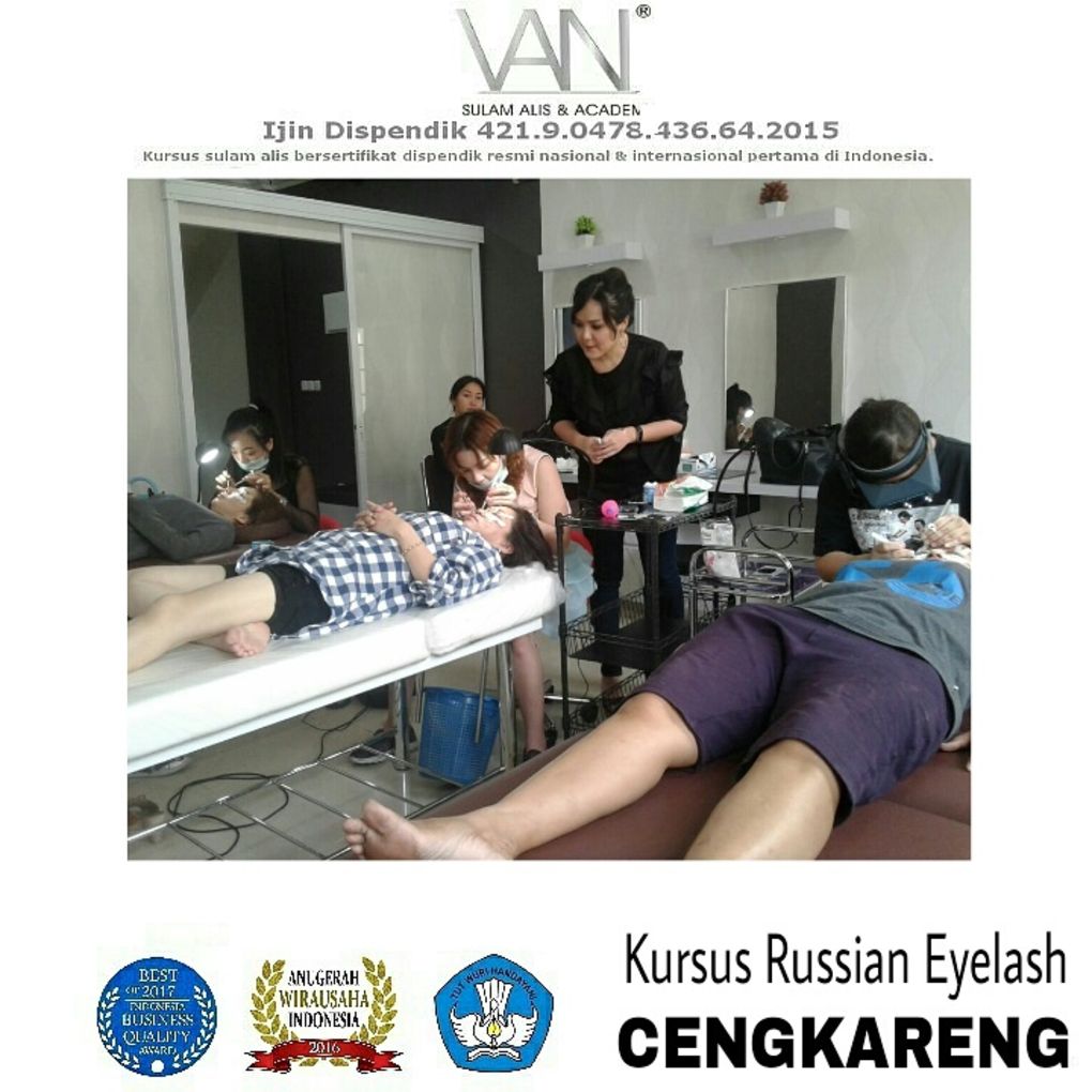 Kursus Eyelash Extensions di Cengkareng