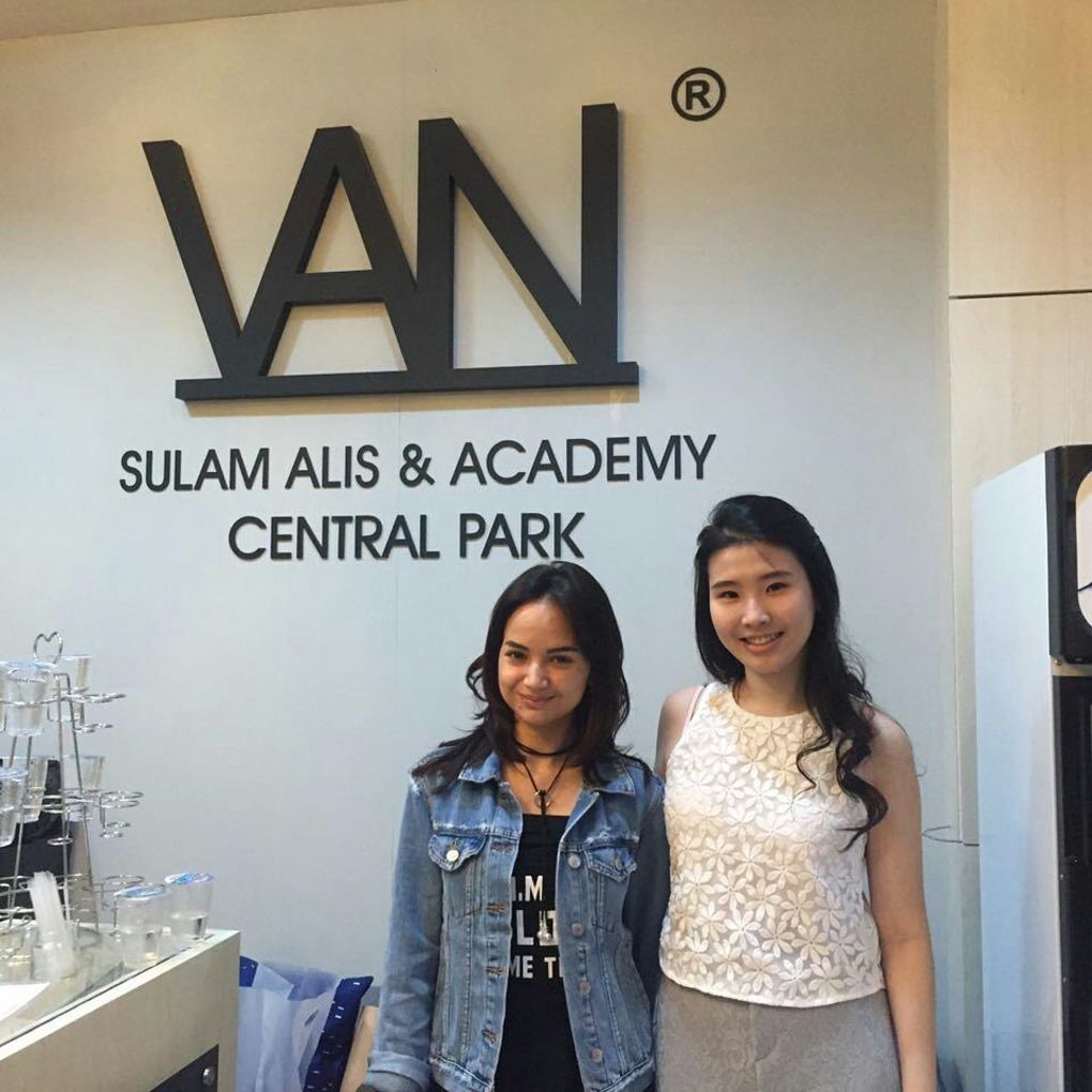 Sulam Alis Artis Angelica Simp di Central Park (2)